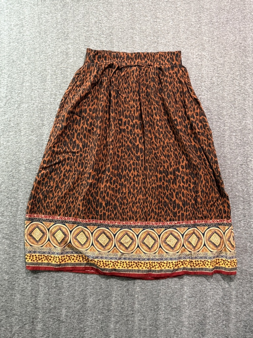 Sag Harbor Boho Leopard Print Midi‎ Skirt Size Small
